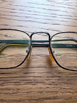Metal glasses frame used