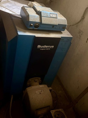 Λέβητας πετρελαίου Buderus Logano G215 WS σαν καινούργιο με καυστήρα και πίνακα ελέγχου