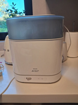 Philips Avent ηλεκτρικός αποστειρωτής μπιμπερό ατμού, λευκός
