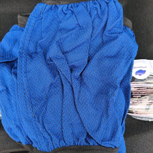 Snow covers size M new in packaging