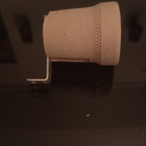 E27 Porcelain Socket with External Clip like new