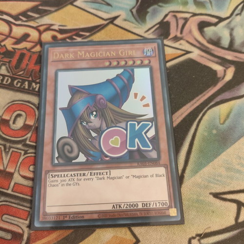 Dark Magician Girl Yu-Gi-Oh card like new, ultra rare