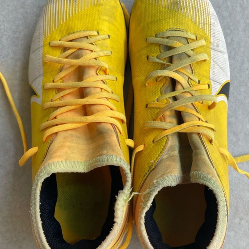 Nike football shoes used, size 37.5, yellow and black