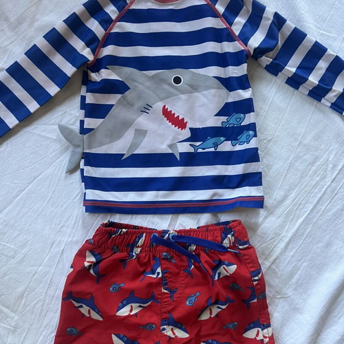Dunnes Baby Swimwear Set with Top like new, 9-12 months