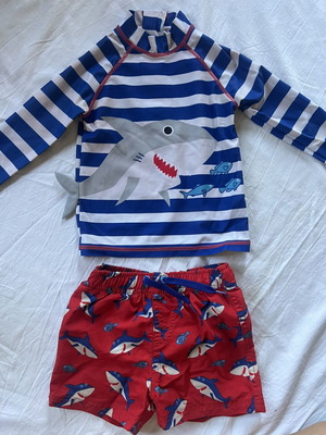 Dunnes Baby Swimwear Set with Top like new, 9-12 months