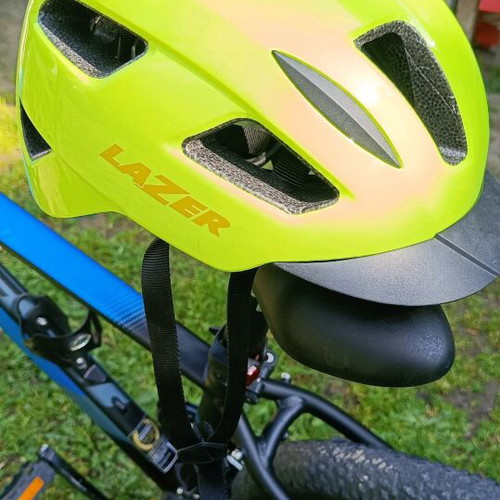 Lazer bicycle helmet M (55-59 cm) like new