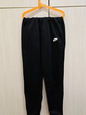 Παντελόνι παιδικό φόρμας Nike μαύρο σαν καινούργιο για 9-12 ετών