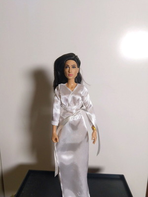 Wonder Woman doll like new with all accessories