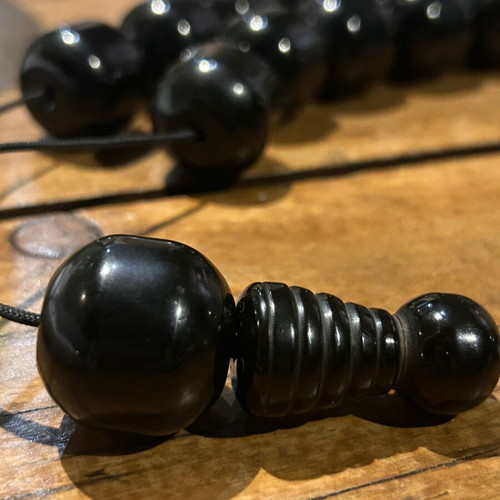 Old mastic komboloi worry beads, 15 beads, large size