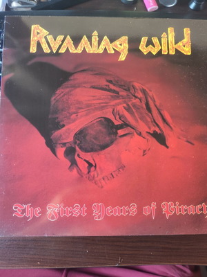 Running Wild The First Years of Piracy LP first press 1991 like new, metal