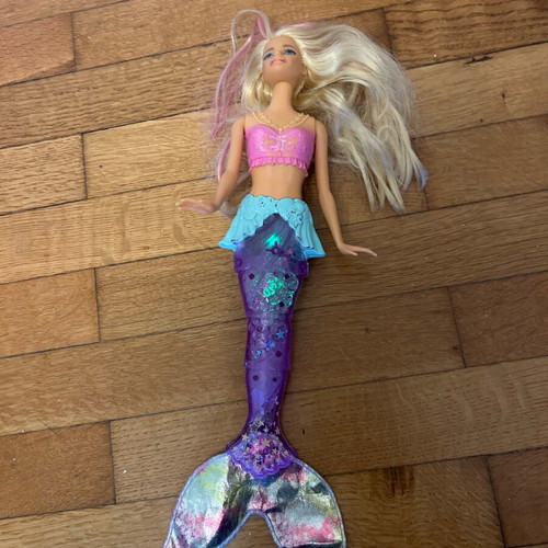 Barbie mermaid used with blinking lights