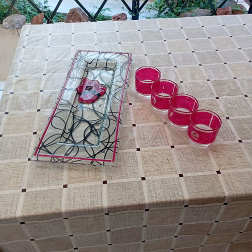 Table decor set with glass tray and 4 glass cups spelling LOVE