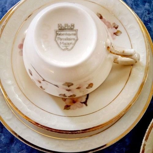 Vintage set of two Danish Kobenhavns Maleri porcelain cups 1930