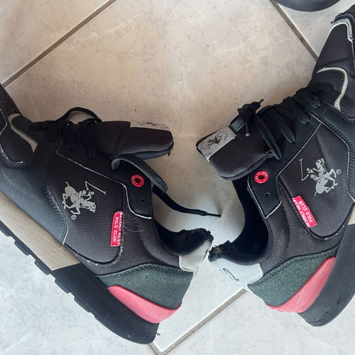 Beverly Hills Polo Club sneakers size 44, black and red