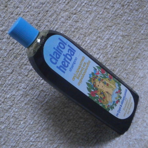 Clairol Herbal Shampoo 300 ml new without box
