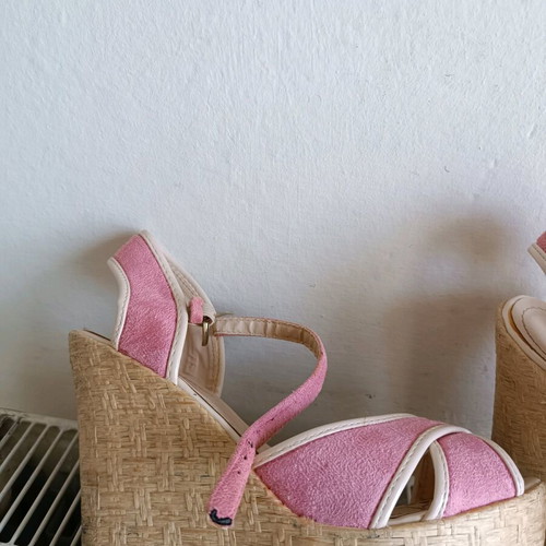 Platform shoes size 38 pink suede like new