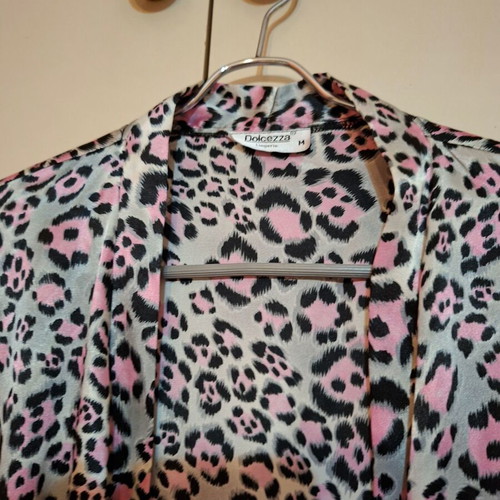 Nightgown robe like new, satin with tulle sleeves, size medium