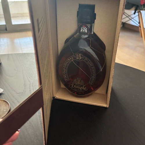 Dimple 15 in book-alike case, like new, sealed, 70cl 40%