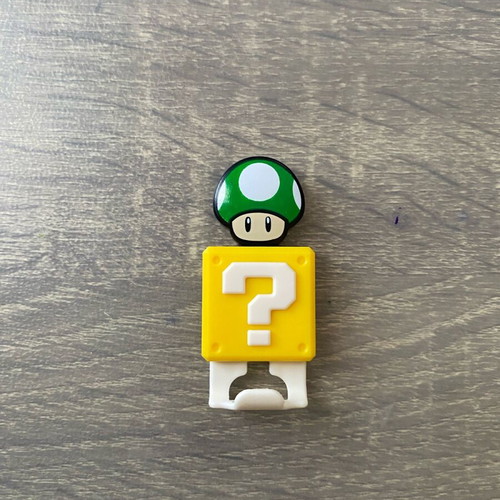 Super Mario kinder joy new