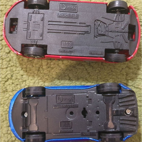 Bburago Street Fire toy cars 1:43 scale, like new, set of 2