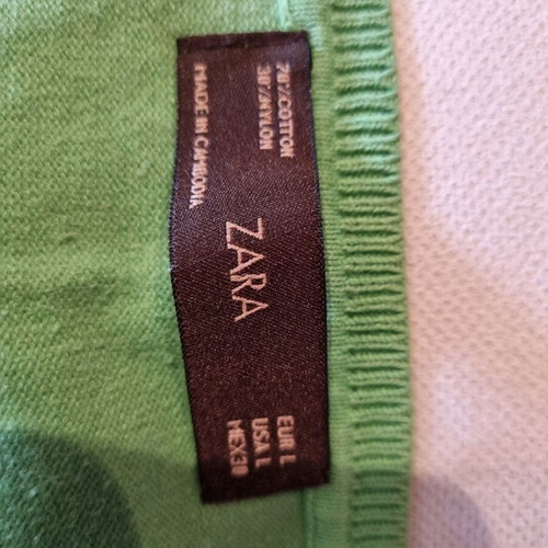 Zara cardigan with 3/4 sleeve like new, size Large, green
