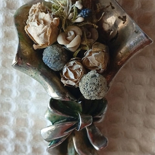 Vintage sterling silver Tussie Mussie posy holder brooch with dried flowers