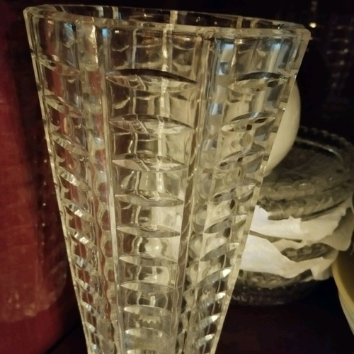 Glass vase and three bowls set like new