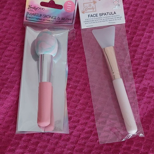 Makeup brushes new, pack