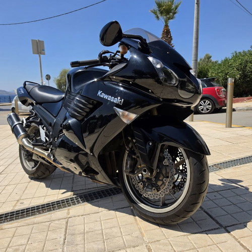 Kawasaki ZZR 1400 Gen 1 motorcycle 2007 no ABS