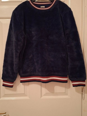 Sweatshirt size M like new, blue