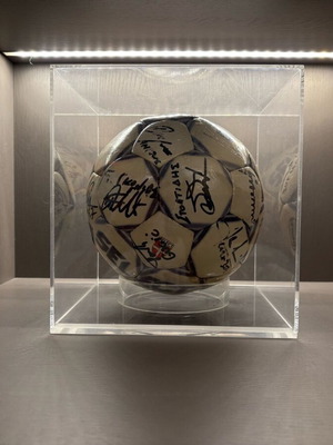 Olympiacos Select ball used with authentic player signatures