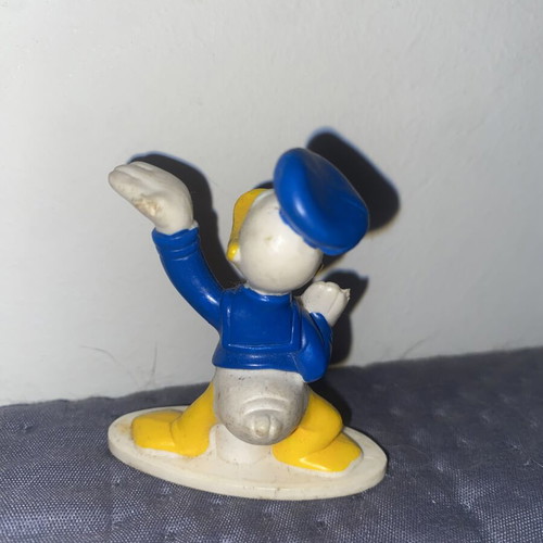 Vintage Donald Duck figure Nestlé Liverpool '90s used