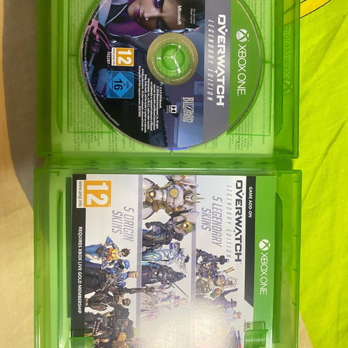 Overwatch Legendary Edition for Xbox One like new with 15 skins and 4K Ultra HD