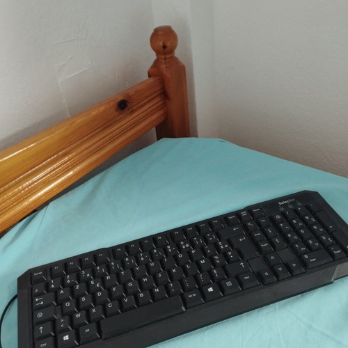 Selecline keyboard with USB