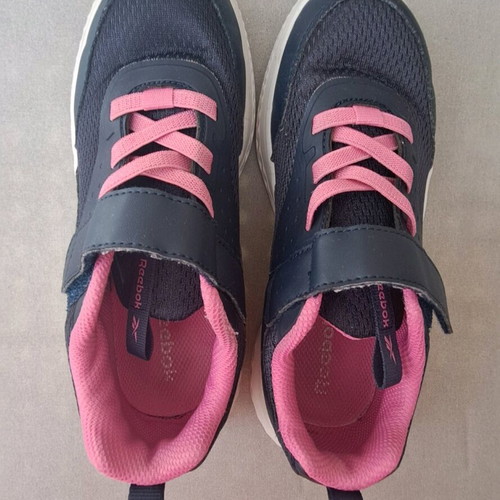 Reebok sport shoes used, size 32.5, blue with pink