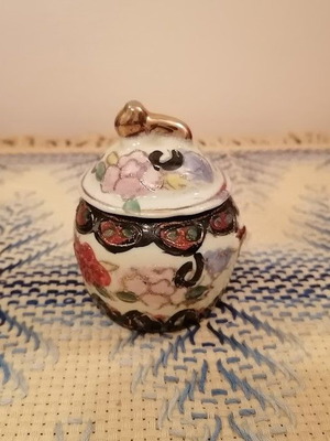 Vintage Japanese Satsuma Miniature Jar 8cm