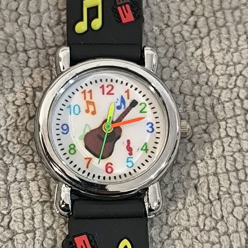 Quartz Watch with Colorful Music-Themed Dial and Silicone Strap