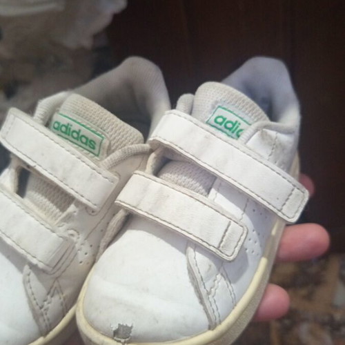 Adidas kids shoes size 21