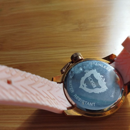 Loisir watch used, pink strap, needs battery