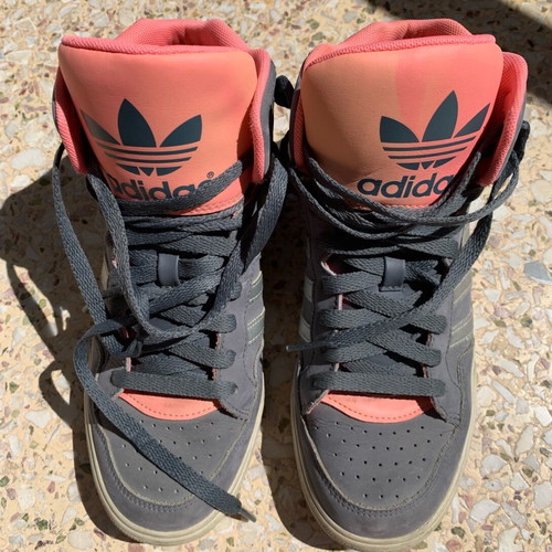 Adidas athletic boots used, gray and pink, size 38