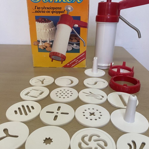 Formex Handheld Garnishing Tool with 15 Attachments