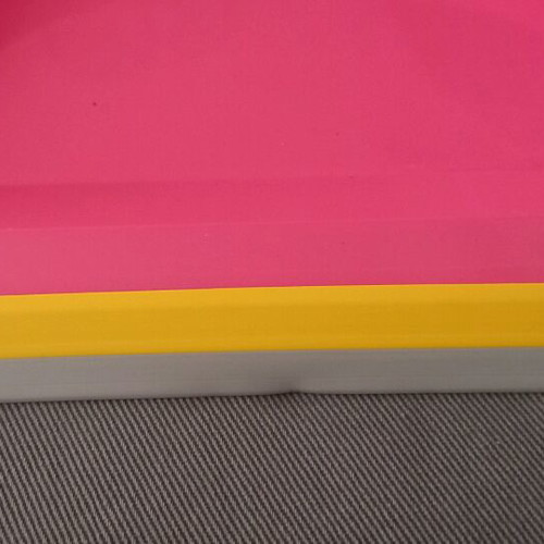 Plastic dustpan new with rubber pink 20x31x11
