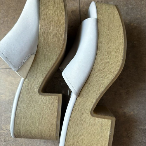 Tamaris heeled slippers size 39, new, white