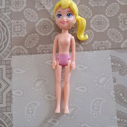 Polly Pocket Mattel 2011 like new without clothes