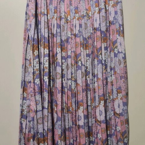 Rich & Royal women's midi skirt like new, purple-lavender, size M-L