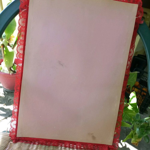 Children's room painting used with red lace frame