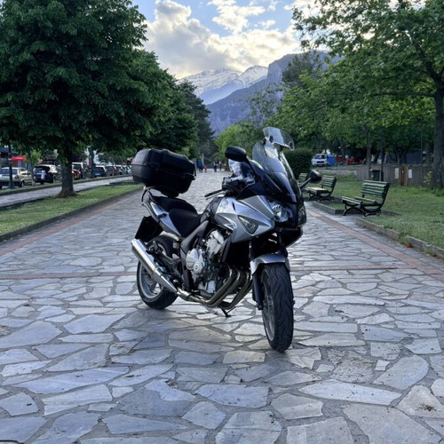 Honda CBF600S 2008 used, 40,500 km, GIVI accessories, LED lights