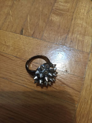 Unisex ring used dark gray with silver spikes