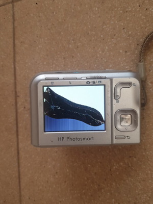 HP Photosmart camera with broken screen