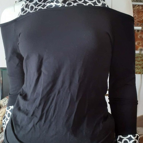 Blouses used, pack of 4 with satin pants gift